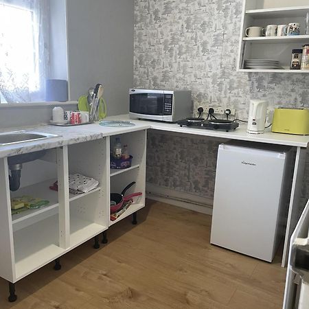 Renovated 4-Bed Home - Sleeps 9 - Parking - Spa 블랙풀 외부 사진
